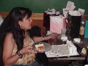 veronica-birthday.jpg (118226 bytes)