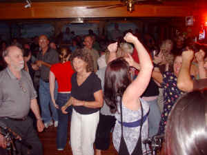 Dance-floor-08.jpg (106113 bytes)