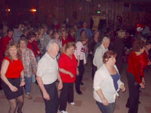 valentines-dancers-3.jpg (118617 bytes)