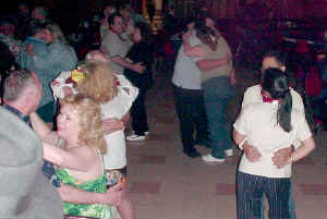 dancrs_3.jpg (134510 bytes) Click for enlarged view